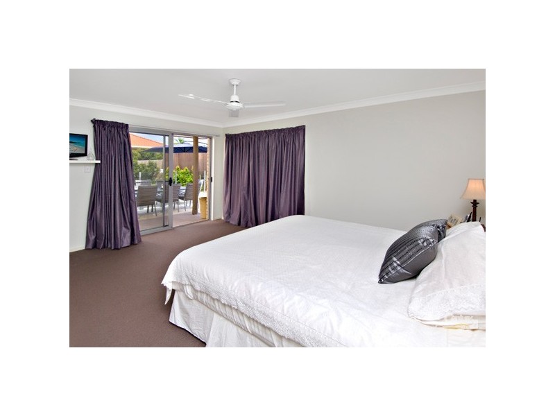 1/16 Bright Court, Burnside QLD 4560