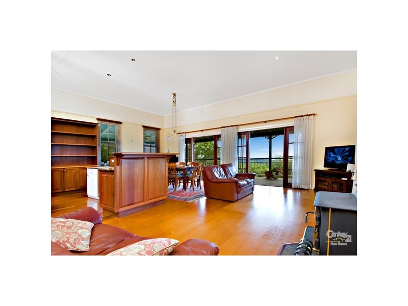 13 Balmoral Road, Montville QLD 4560