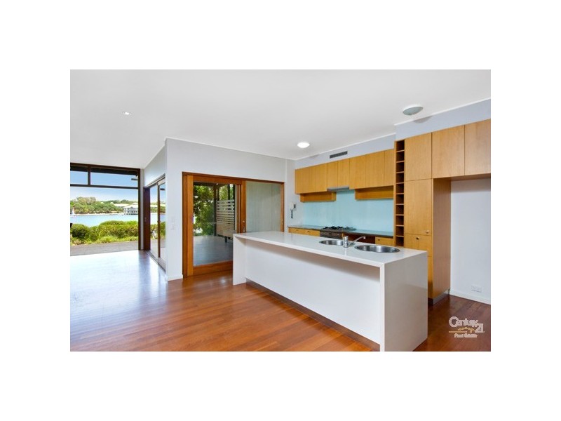 37/80 North Shore Road, Twin Waters QLD 4564