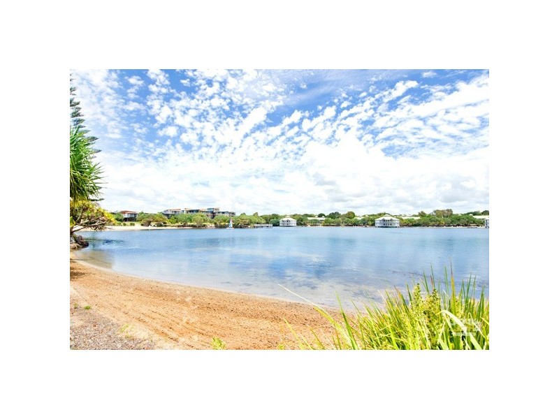 37/80 North Shore Road, Twin Waters QLD 4564