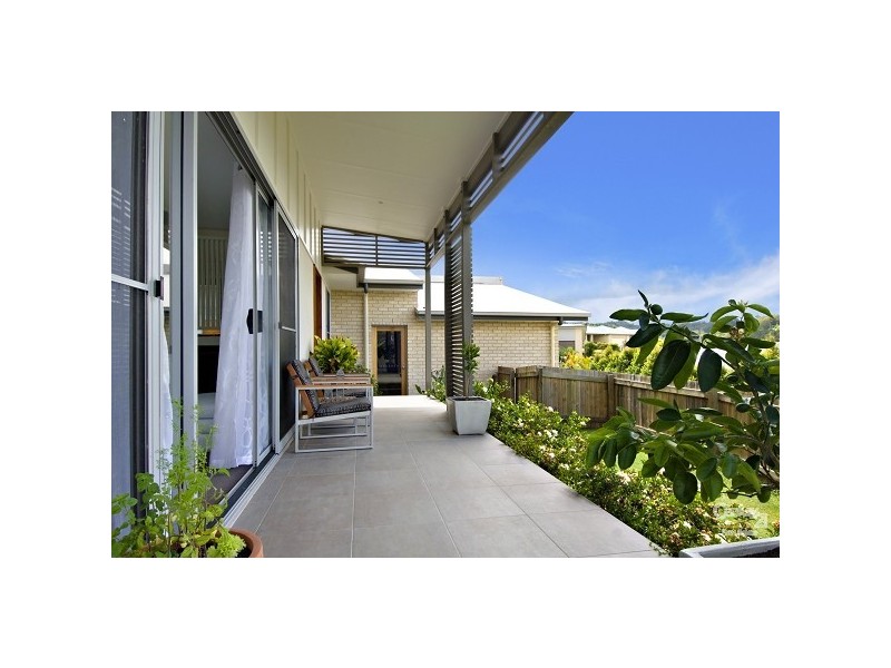 2/16 Bright Court, Nambour QLD 4560