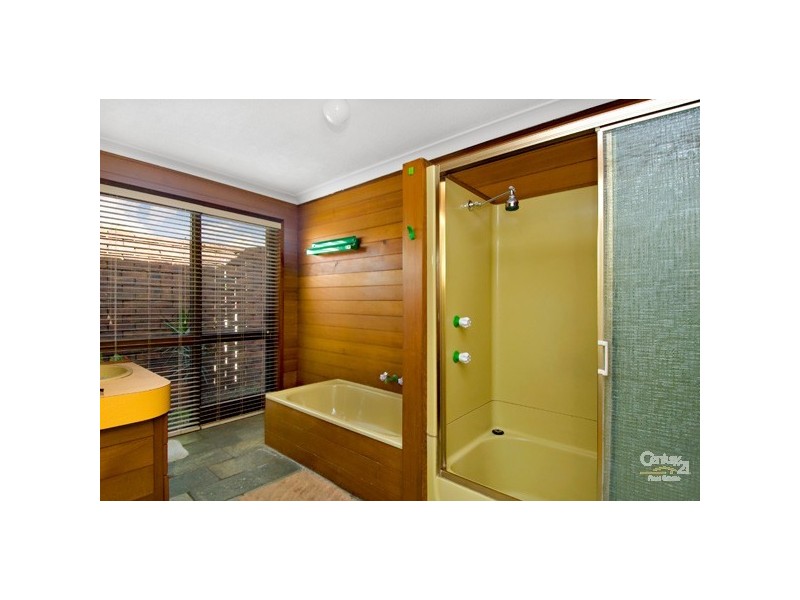 19 Lanena Street, Mountain Creek QLD 4557