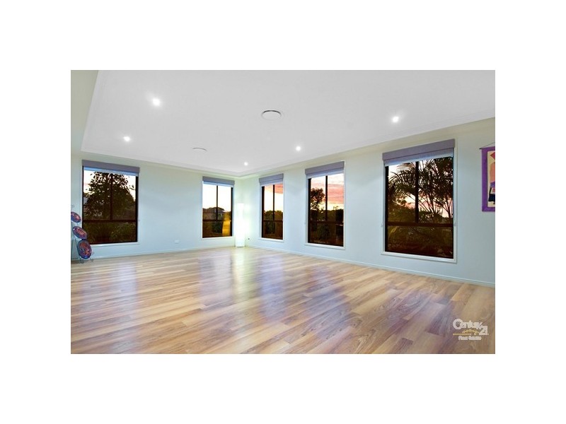 18 Curlew Court, Maleny QLD 4552