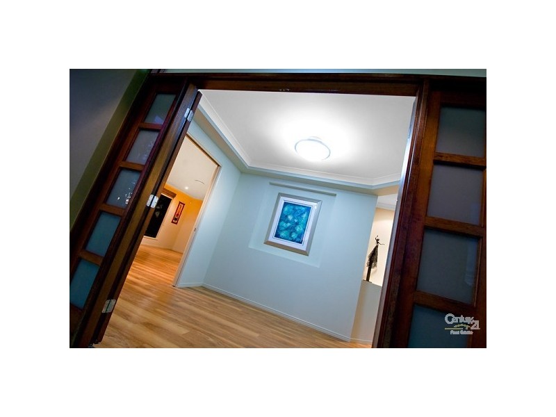 18 Curlew Court, Maleny QLD 4552