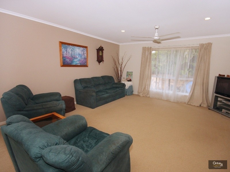 7 Kona Court, Mountain Creek QLD 4557