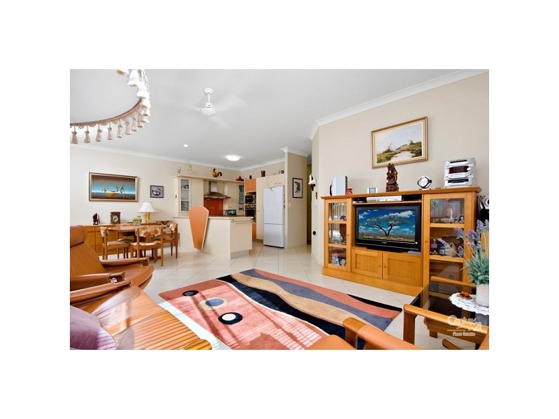 122/2 Grand Parade, Parrearra QLD 4575