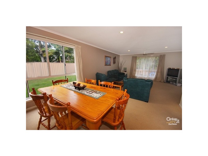 7 Kona Court, Mountain Creek QLD 4557