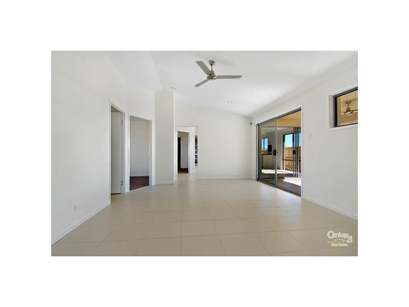 9 Parkview Drive, Little Mountain QLD 4551