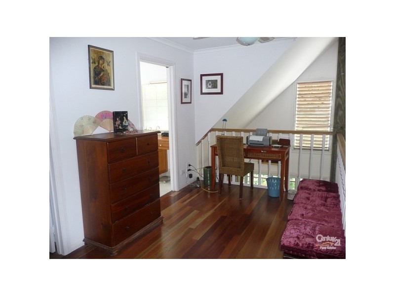 25 Cook Street, Eumundi QLD 4562