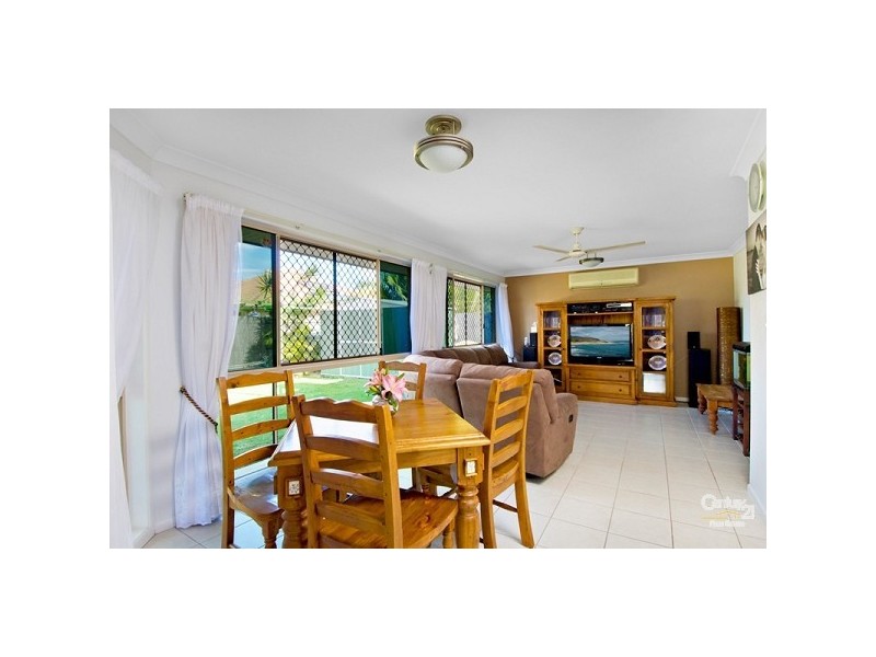 32 Explorer Street, Sippy Downs QLD 4556