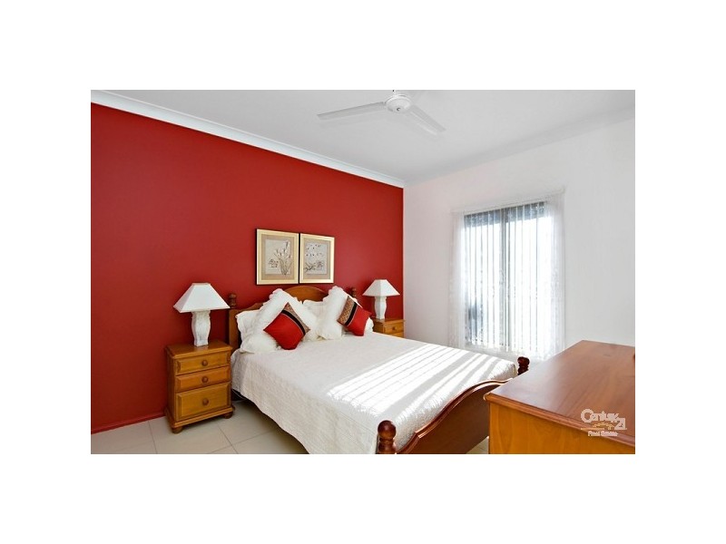 4 Chesterton Crescent, Sippy Downs QLD 4556