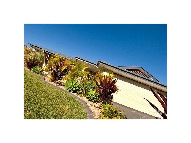 3 Quillback Court, Mountain Creek QLD 4557