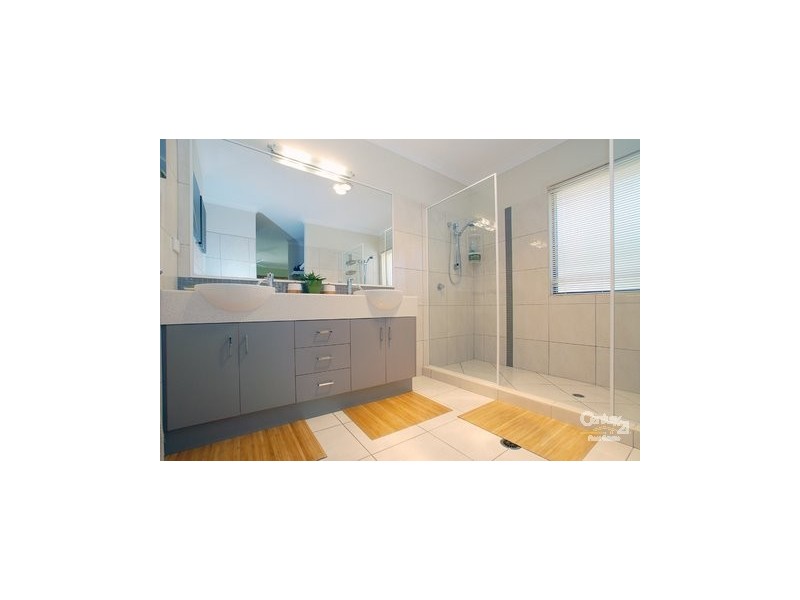 25 Figbird Crescent, Buderim QLD 4556