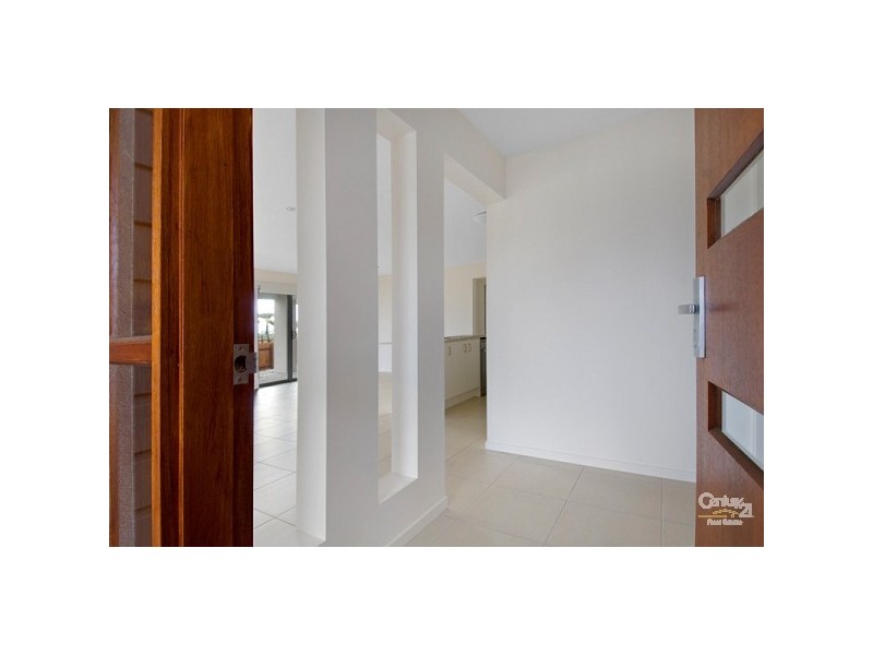 1/36 Pangali Circuit, Birtinya QLD 4575