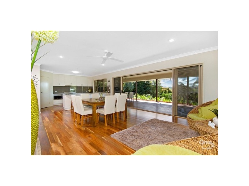 1 Towen View Court, Towen Mountain QLD 4560