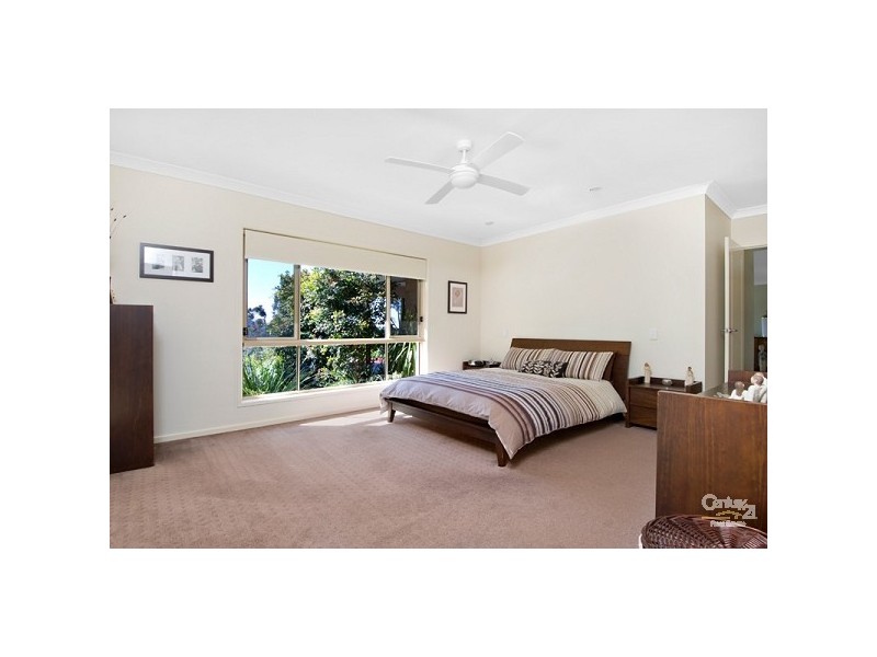 1 Towen View Court, Towen Mountain QLD 4560