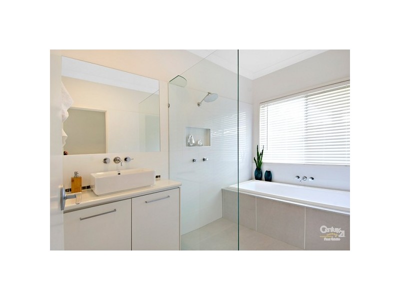 27 Myrtle Place, Mountain Creek QLD 4557