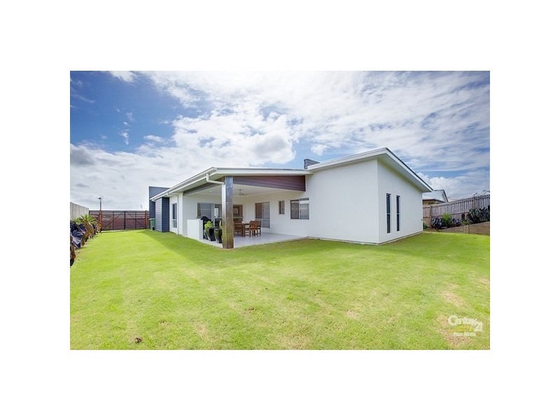 27 Myrtle Place, Mountain Creek QLD 4557