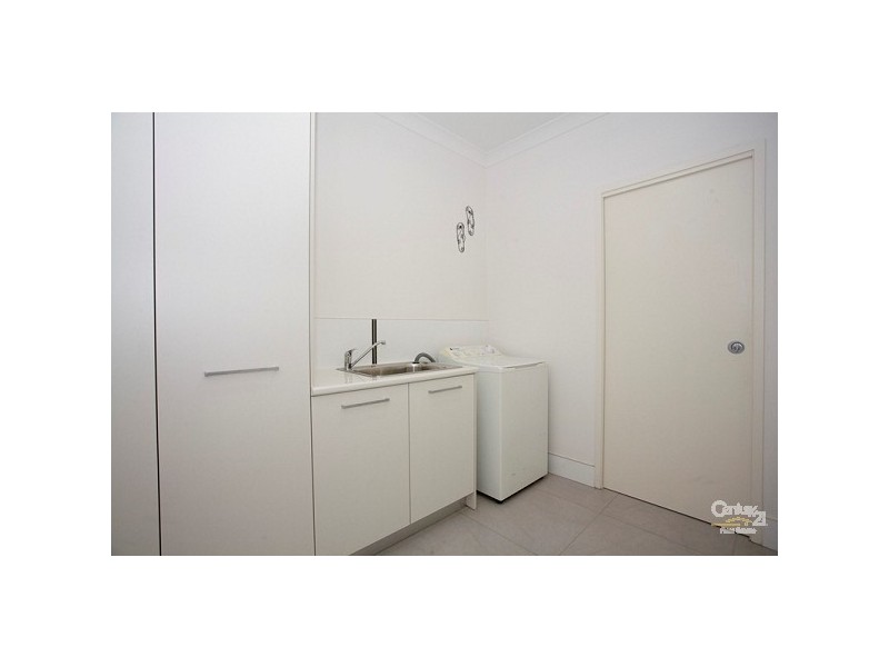 27 Myrtle Place, Mountain Creek QLD 4557