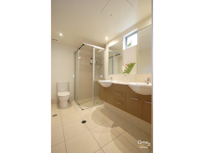 1/106 Burnett Street, Buderim QLD 4556