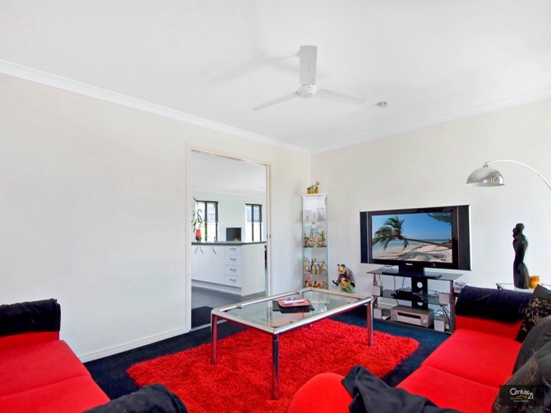 4 Oldham Court, Mooloolah Valley QLD 4553