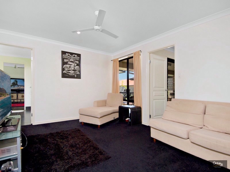 4 Oldham Court, Mooloolah Valley QLD 4553