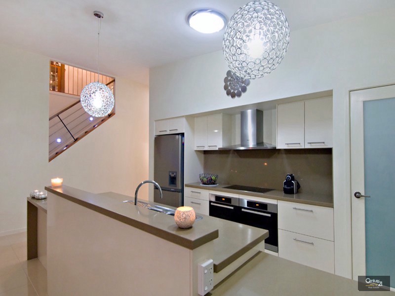 6 Sea Eagle Place, Forest Glen QLD 4556