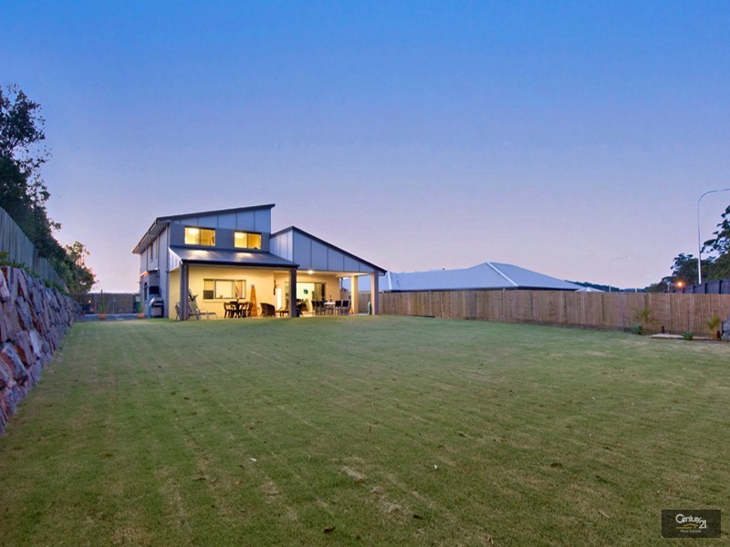 6 Sea Eagle Place, Forest Glen QLD 4556