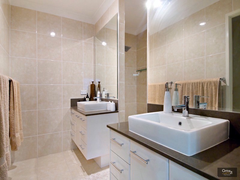 6 Sea Eagle Place, Forest Glen QLD 4556