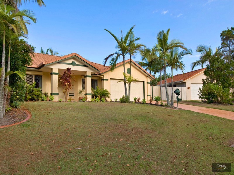 3 Greenway Place, Mountain Creek QLD 4557