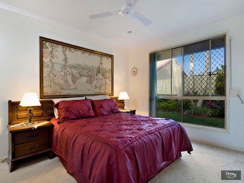 3 Greenway Place, Mountain Creek QLD 4557