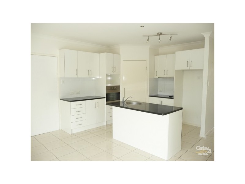 2/36 Riveroak Way, Sippy Downs QLD 4556