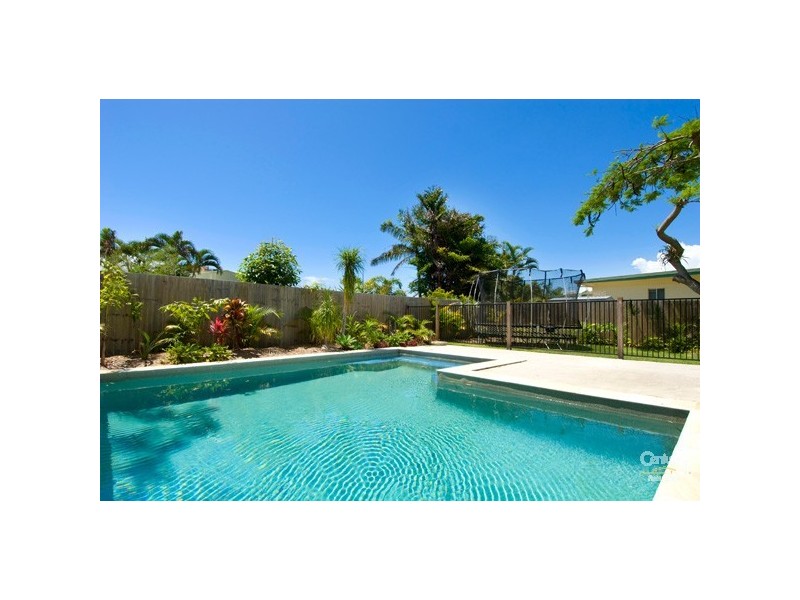 83 Coronation Avenue, Golden Beach QLD 4551