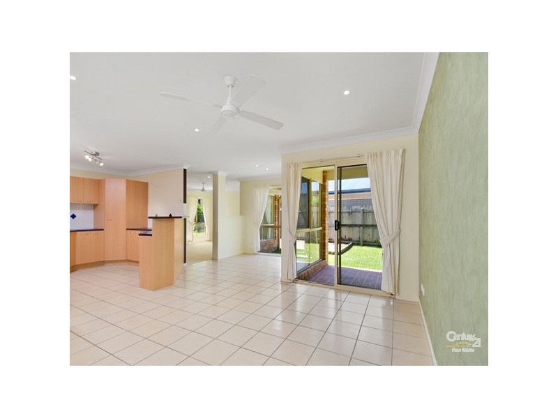 8 Buderim Glen Drive, Buderim QLD 4556