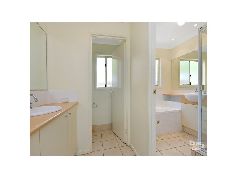 8 Buderim Glen Drive, Buderim QLD 4556
