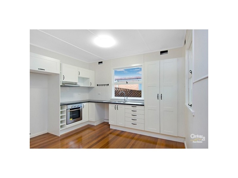 31 Palmer Avenue, Golden Beach QLD 4551