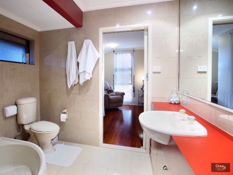 5 Barralong Court, Buderim QLD 4556