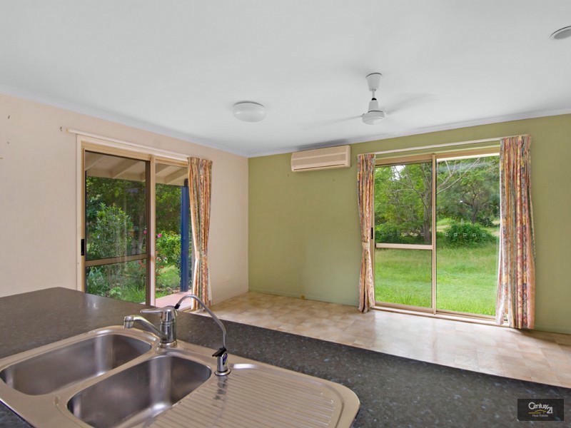 43 Andreasens Road, Rosemount QLD 4560