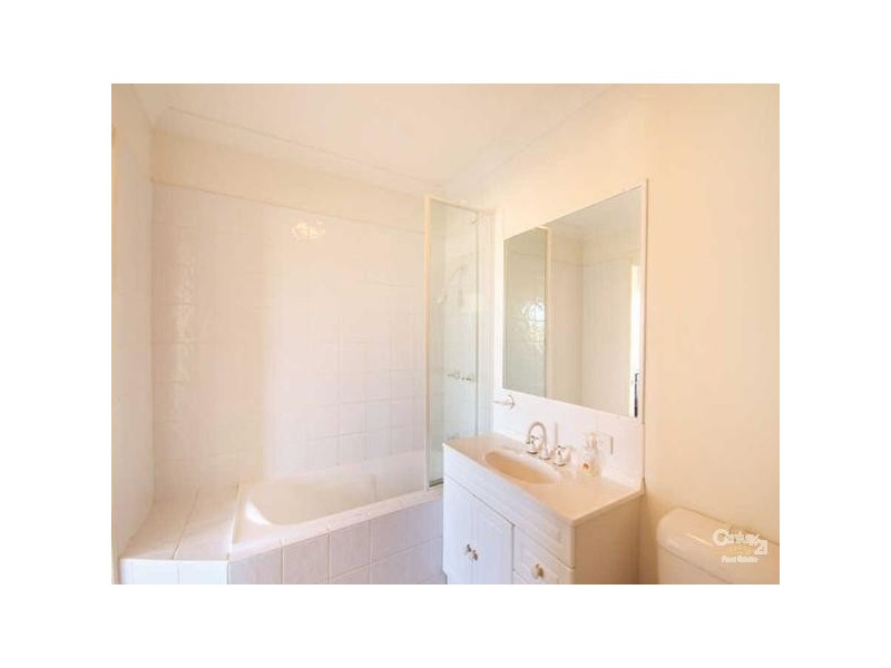 9/8 Yallanga Place, Mooloolaba QLD 4557