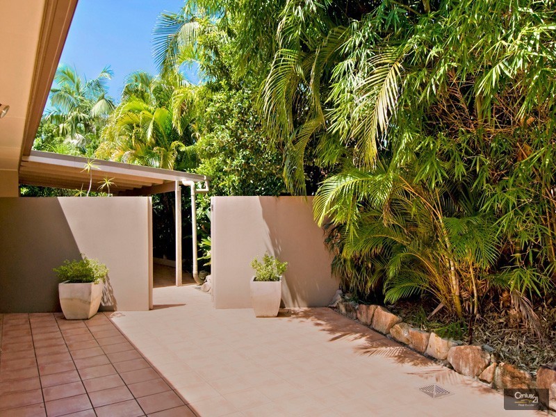 45 Karawatha Drive, Mountain Creek QLD 4557