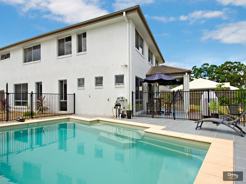 16  Cedarfield Crescent, Sippy Downs QLD 4556