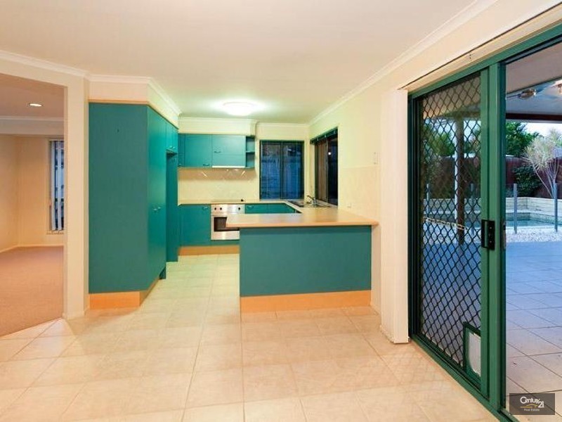 6 Serenella Court, Buderim QLD 4556