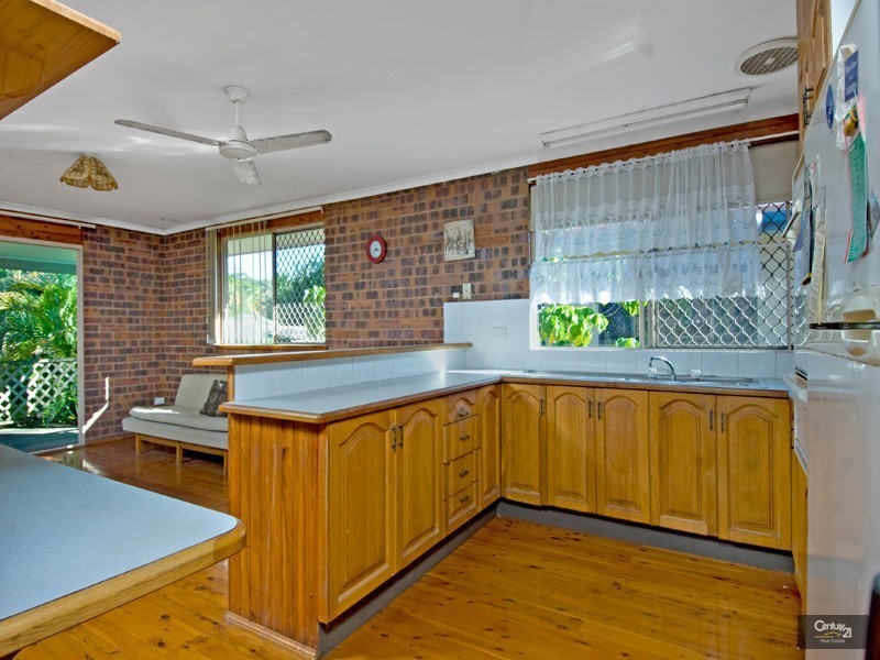 27 Okinja Road, Alexandra Headland QLD 4572