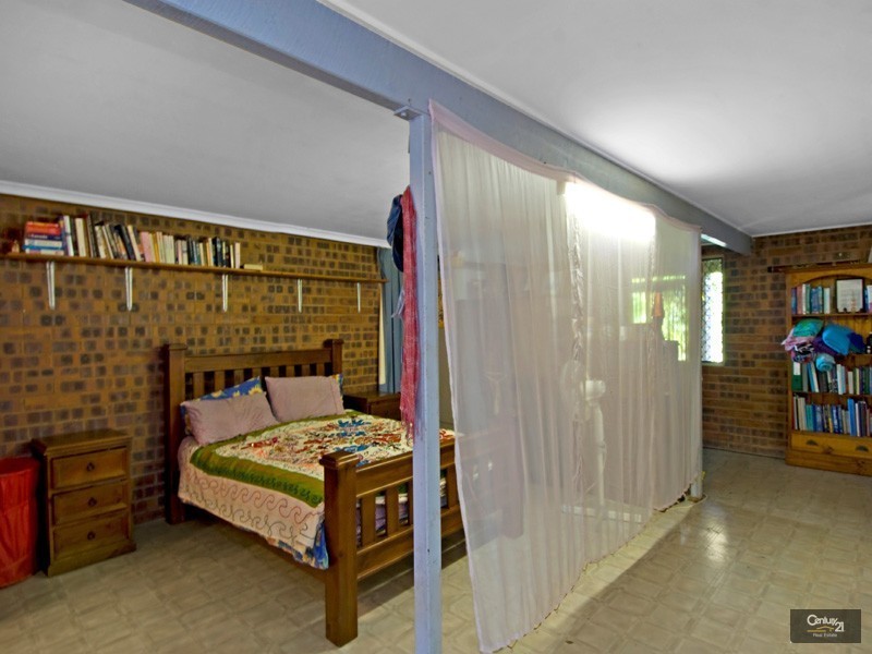 27 Okinja Road, Alexandra Headland QLD 4572