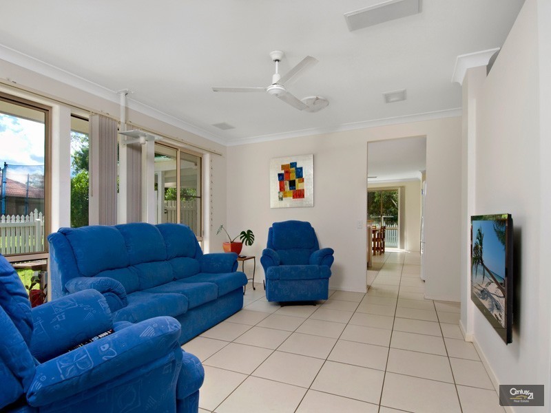 3 Sorbonne Close, Sippy Downs QLD 4556