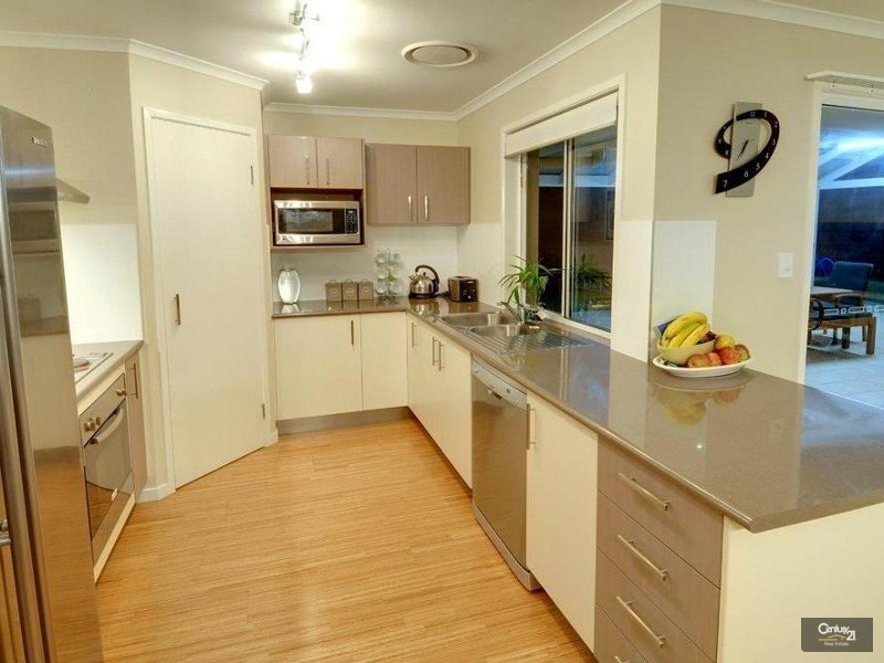 9 Ashburton Crescent, Sippy Downs QLD 4556