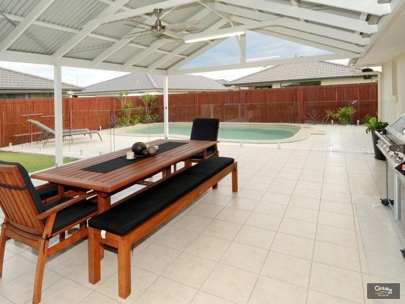9 Ashburton Crescent, Sippy Downs QLD 4556