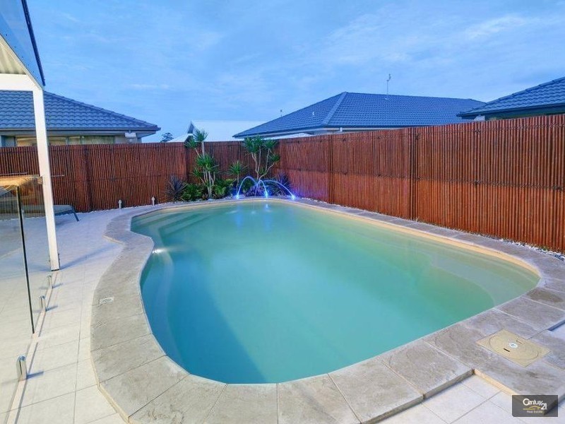 9 Ashburton Crescent, Sippy Downs QLD 4556