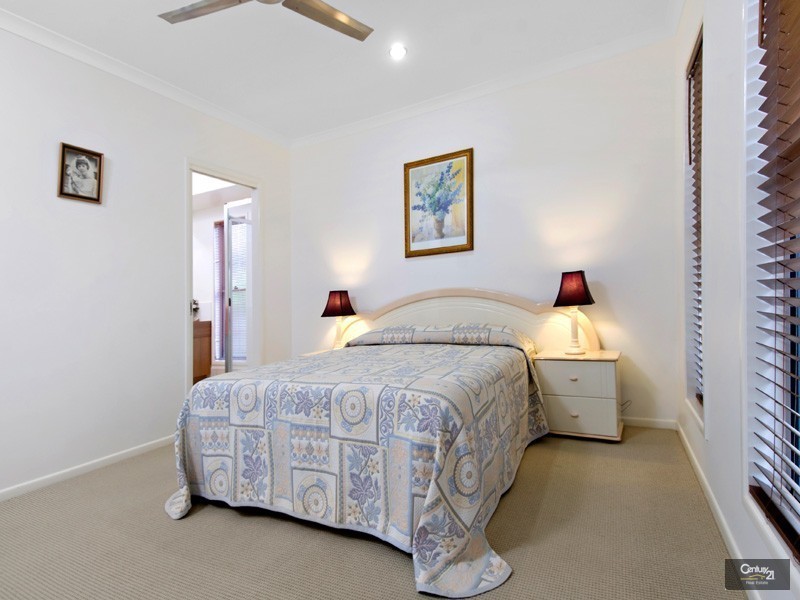 19 Chestwood Crescent, Sippy Downs QLD 4556