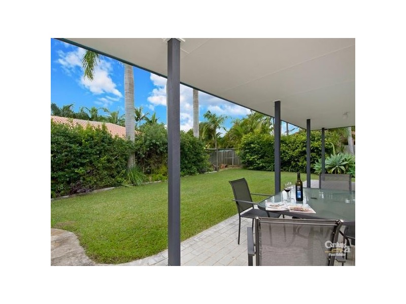 9 Teasel Court, Mountain Creek QLD 4557